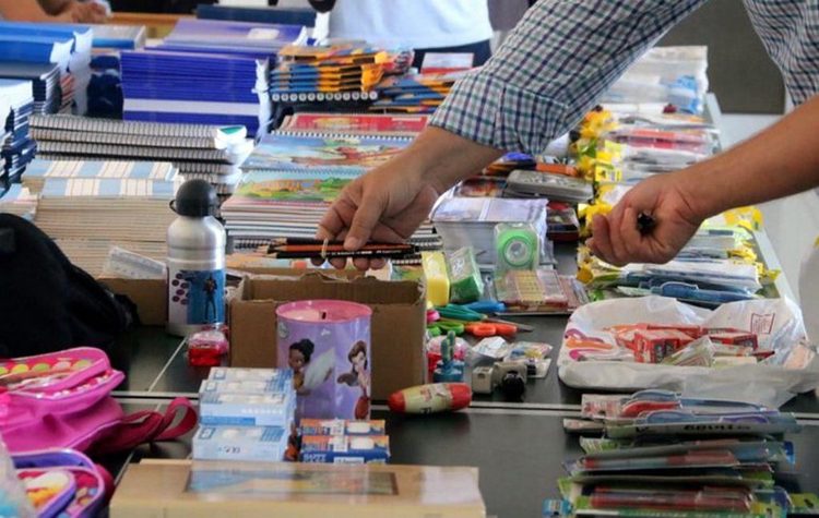 Συγκέντρωση μαθητικών ειδών για τους πυρόπληκτους έως 31 Αυγούστου