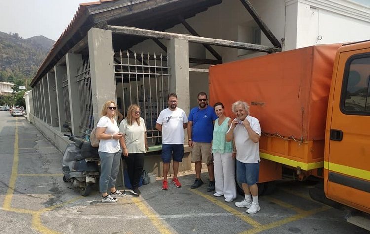 Έφτασε η βοήθεια του Δήμου Βριλησσίων στους πυρόπληκτους στις Ροβιές και τη Λίμνη Ευβοίας