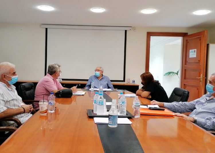 Θ. Αμπατζόγλου: «Τα σχέδια των Εργατικών Κατοικιών μεταφέρονται από τον ΟΑΕΔ στον Δήμο»