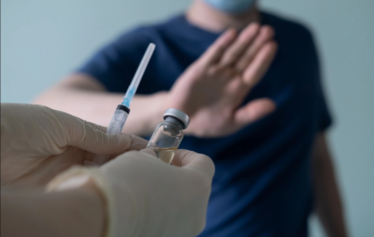 Η πρώτη αναστολή καθηκόντων στον Δήμο λόγω μη εμβολιασμού