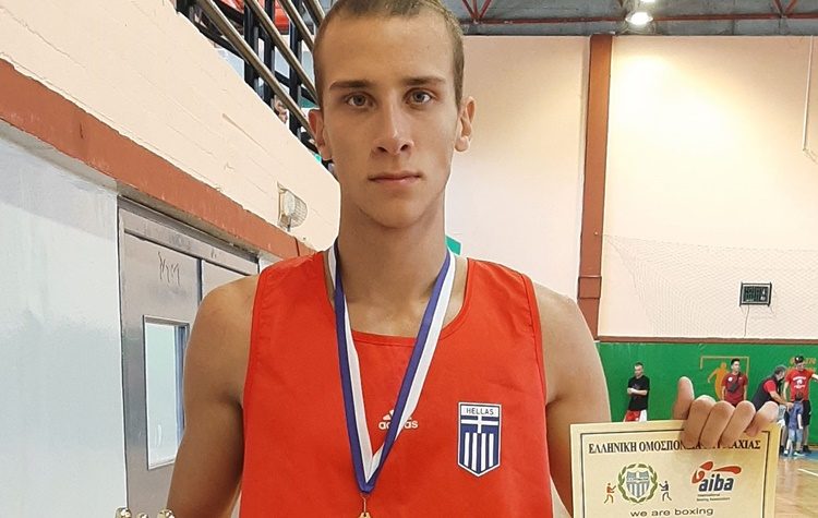 Πρωταθλητής Νέων στην πυγμαχία (75 κιλά) ο Νικόλαος Αντωνόπουλος του ΑΟΠ Αμαρουσίου