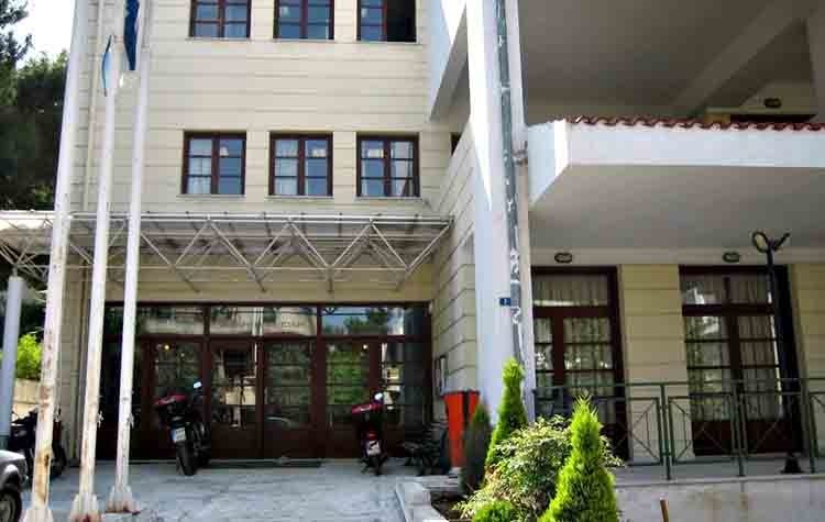 «Ακατανόητη η απουσία της αντιπολίτευσης σε μία συνεδρίαση αφιερωμένη στον Μ. Θεοδωράκη»