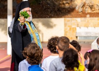 Γ. Θωμάκος στον αγιασμό: «Θερμές ευχές για μια καλύτερη από τις προηγούμενες, σχολική χρονιά»