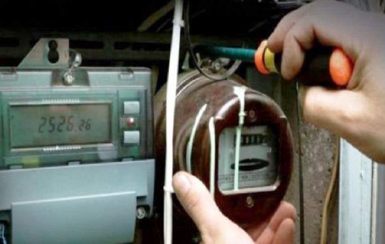 Αυτοί είναι οι όροι για το βοήθημα επανασύνδεσης ρεύματος