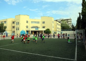 18ο Δημοτικό Αμαρουσίου: Εγκαινιάστηκε το νέο γήπεδο 5×5