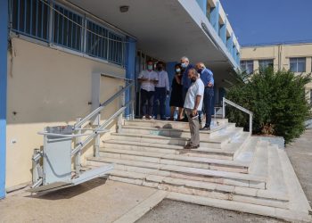 Εγκαινιάστηκαν τα ηλεκτροκίνητα αναβατόρια στο 1ο Γυμνάσιο Αμαρουσίου