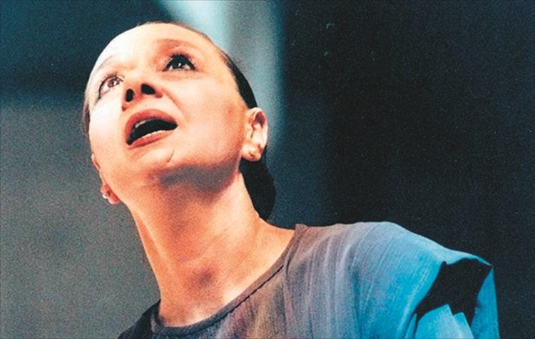 Μάγια Λυμπεροπούλου: Η μαγική θεατρίνα