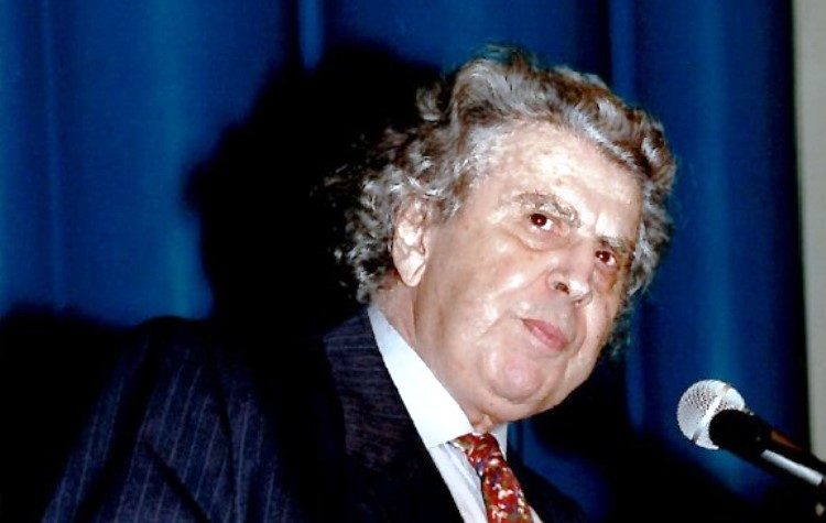 Δήμος Παπάγου-Χολαργού: «Αθάνατος ο Μίκης Θεοδωράκης»