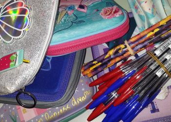 Σχολικά είδη για τα παιδιά που έχουν ανάγκη από τον Δήμο και το ΟΛΟΙ ΜΑΖΙ ΜΠΟΡΟΥΜΕ