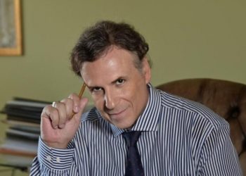 Χ. Ρώμας: «Προβλήματα στα σχολεία του Χαλανδρίου»