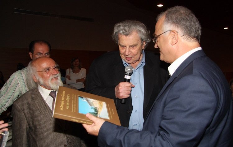 Θ. Ζούτσος: «Ο Μίκης Θεοδωράκης δεν θα «φύγει» ποτέ. Θα είναι πάντα στη ψυχή της Ελλάδας»