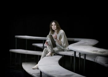 «Το καινούργιο παιδί» των Θ. Παπαθανασίου - Μ. Ρέππα στο θέατρο «Κάτια Δανδουλάκη»