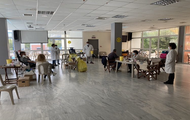 Με επιτυχία πραγματοποιήθηκε ακόμα μια εθελοντική αιμοδοσία του Δήμου