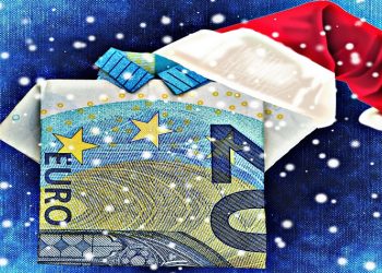 Σε εξέλιξη η υποβολή αιτήσεων για το οικονομικό βοήθημα Χριστουγέννων