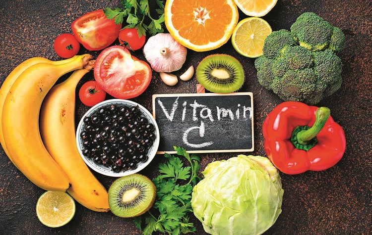 Η πολύτιμη βιταμίνη C απέκτησε ακόμα μεγαλύτερη αξία με την πανδημία