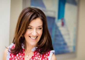 Victoria Hislop στην «Α»: «Η Ελλάδα αποτελεί την πηγή όλης μου της έμπνευσης»