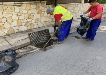 Δημοτική αρχή: «Καθαρίστηκαν έγκαιρα τα φρεάτια, περιορίστηκαν στο ελάχιστο τα προβλήματα»