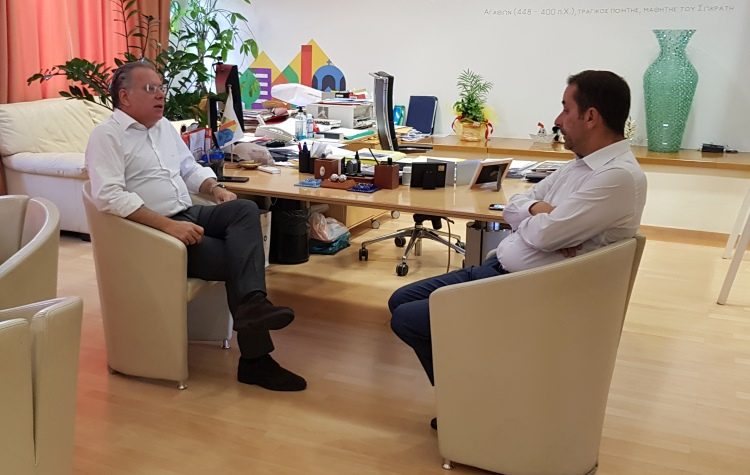 Γιώργος Κουμουτσάκος: Σειρά επαφών στο Γαλάτσι