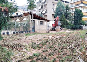 Ταραγμένα… απόνερα μετά την πλημμύρα της νέας πλατείας στο Μαρούσι