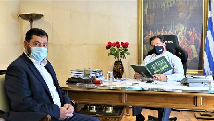 Αναπτυξιακά σχέδια για τη Λυκόβρυση και την Πεύκη στην ατζέντα Τάσου Μαυρίδη - Άδωνι Γεωργιάδη