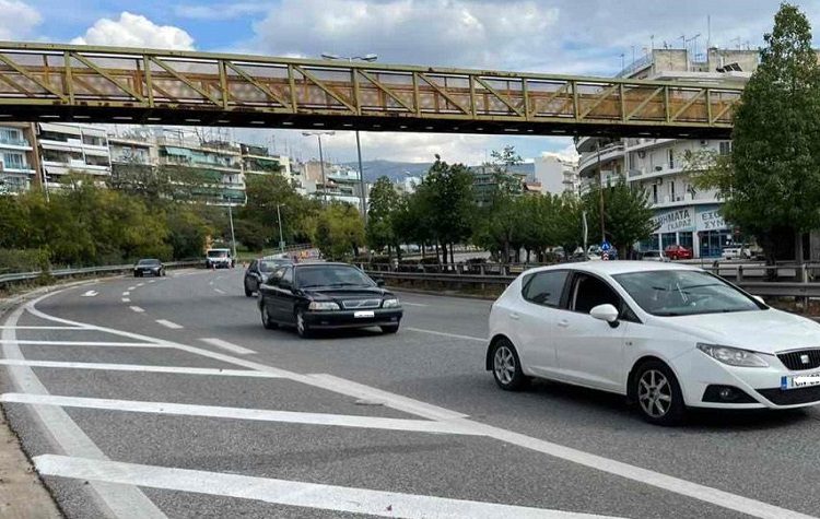 Παρεμβάσεις σε επικίνδυνα σημεία του οδικού δικτύου της Αττικής από την Περιφέρεια