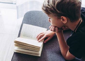 ΟΚΑΠΑ: Νέα παιδική Λέσχη ανάγνωσης στον κήπο της βιβλιοθήκης