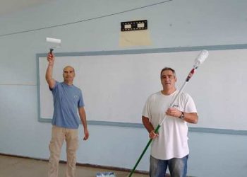 3o Δημοτικό Σχολείο Παπάγου: Οι γονείς έδωσαν χρώμα στις τάξεις (Εικόνες)