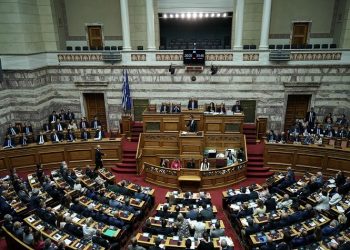 ΜΜΕ - Δημοσκοπήσεις:  Στο «μικροσκόπιο»