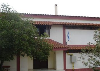 Στη Βουλή έφερε ο ΣΥΡΙΖΑ την συρρίκνωση τμημάτων των Ειδικών δημοτικών σχολείων του Αμαρουσίου