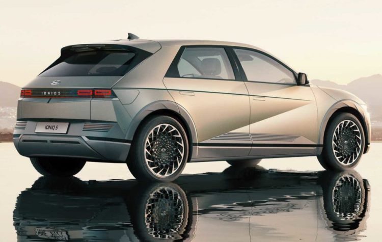Hyundai IONIQ 5: «Γερμανικό αυτοκίνητο 2022» στη «Νέα Ενέργεια»