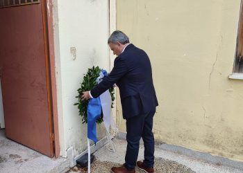 Ο δήμαρχος Ωρωπού τίμησε τη μνήμη των θυμάτων του Πολυτεχνείου