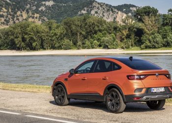 Η επανάσταση του hatchback από τη Renault: Από το 4L στο Arkana