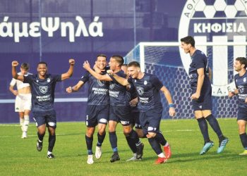 Ποδόσφαιρο: «Τρελαίνει» κόσμο η Κηφισιά σε πρωτάθλημα και Κύπελλο