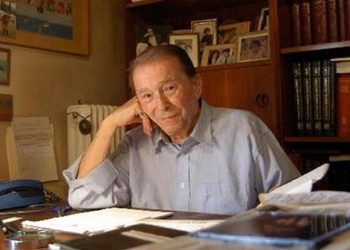 Αφιέρωμα στον σπουδαίο Ιάκωβο Καμπανέλλη από τον Δήμο Διονύσου