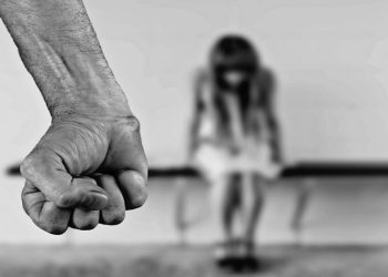 Δράσεις για την εξάλειψη της βίας κατά των γυναικών από Δήμο και ΔΕΠΙΣ