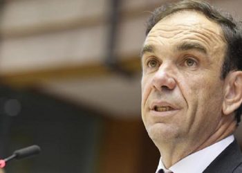 Νίκος Χιωτάκης: Ηθικά και πολιτικά απαράδεκτη η αύξηση των τελών κατά 8%