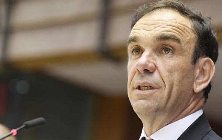 Νίκος Χιωτάκης: Ηθικά και πολιτικά απαράδεκτη η αύξηση των τελών κατά 8%