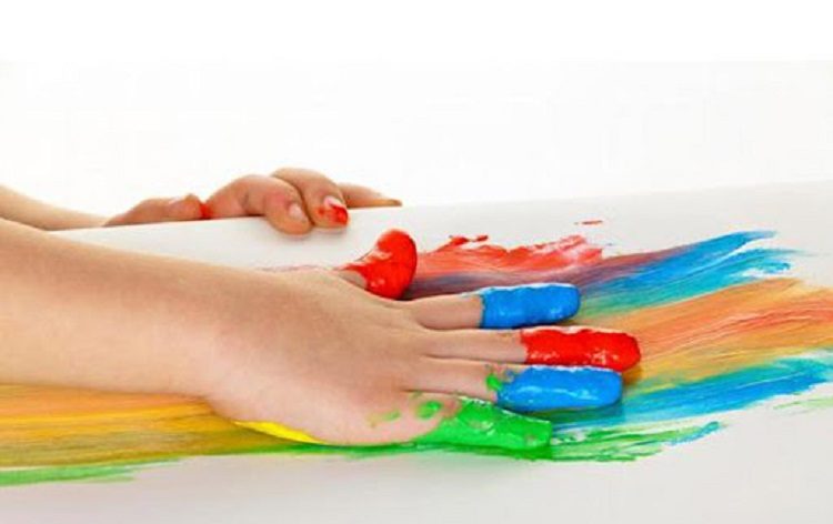 Επαναλειτουργούν τα δωρεάν καλλιτεχνικά εργαστήρια