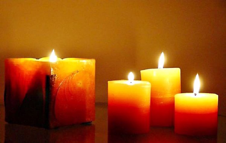 Τα τέσσερα κεριά