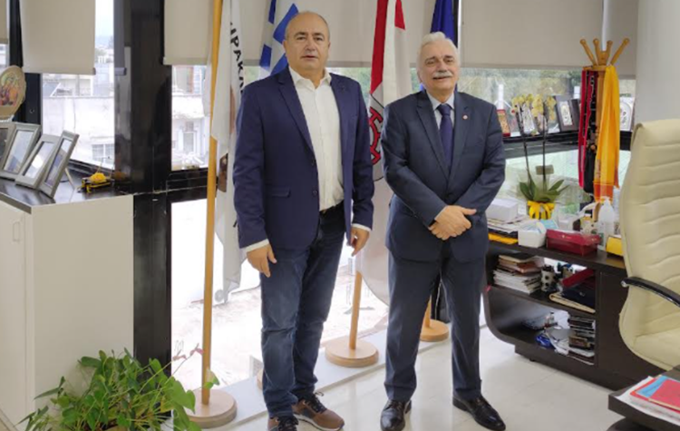 Συνάντηση του προέδρου του Ε.Ε.Σ. με τον Νίκο Μπάμπαλο