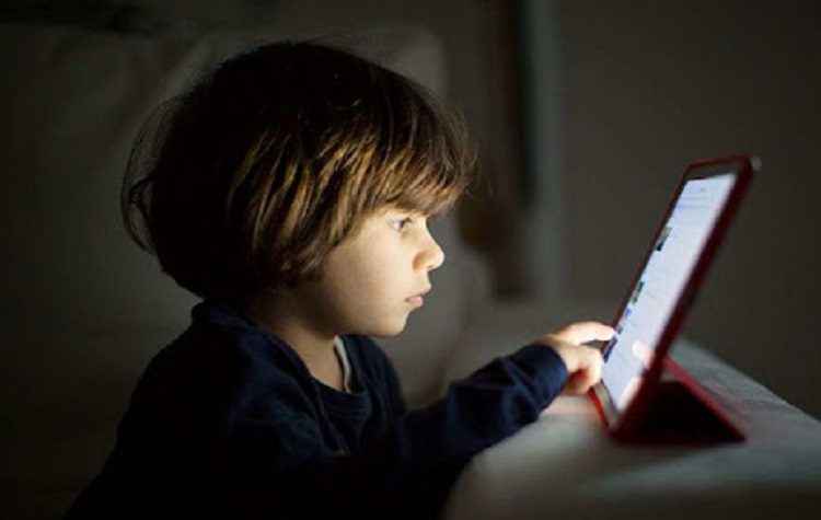 Το νέο τεύχος του «Μιλάς Ψηφιακά» στα Δημοτικά σχολεία της πόλης