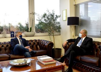 Συνάντηση Πατούλη - Αβραμόπουλου για ευρωπαϊκά κονδύλια, εξωστρέφεια και πανδημία