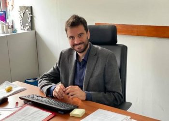 Το Δημοτικό Συμβούλιο Παλλήνης δεν τρομάζει από την ακραία βία του κ. Καρκούλια