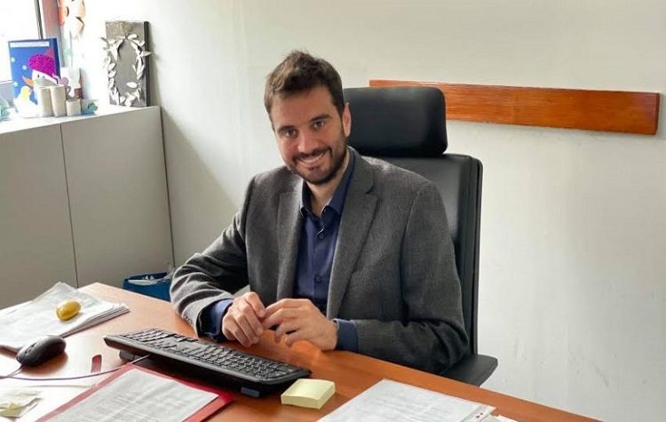 Το Δημοτικό Συμβούλιο Παλλήνης δεν τρομάζει από την ακραία βία του κ. Καρκούλια