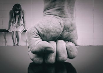 Θα πάψουμε άραγε ποτέ να έχουμε «Διεθνή Ημέρα για την Εξάλειψη της Βίας κατά των Γυναικών»;