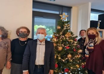 Στόλισε το 1ο ΚΑΠΗ Νέας Σμύρνης