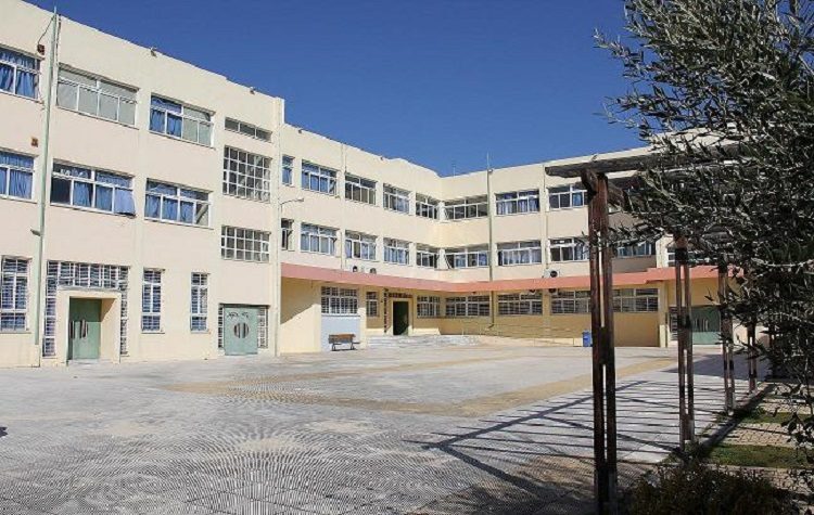 Εκπαιδευτικοί Π.Ε. Αμαρουσίου: Καταδίκη της επίθεσης στο 5ο ΓΕΛ