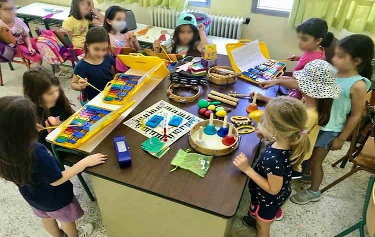 «Εορταστικό» Camp απασχόλησης παιδιών