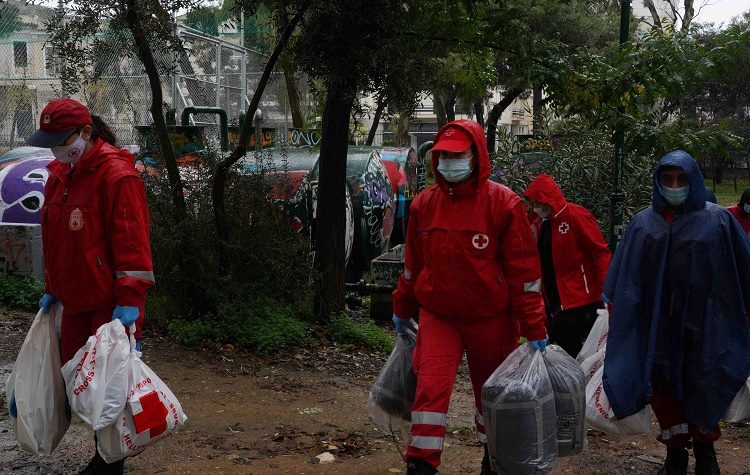 Ο ΕΕΣ κοντά στους άστεγους