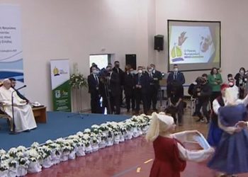 Στις Ουρσουλίνες ο Πάπας, χάος στους δρόμους των βορείων προαστίων